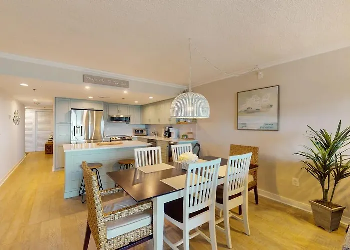 Holiday home Luxury Beachfront With Shared Indoor & Outdoor Pools Free Wifi & Ocean Views Ocean City